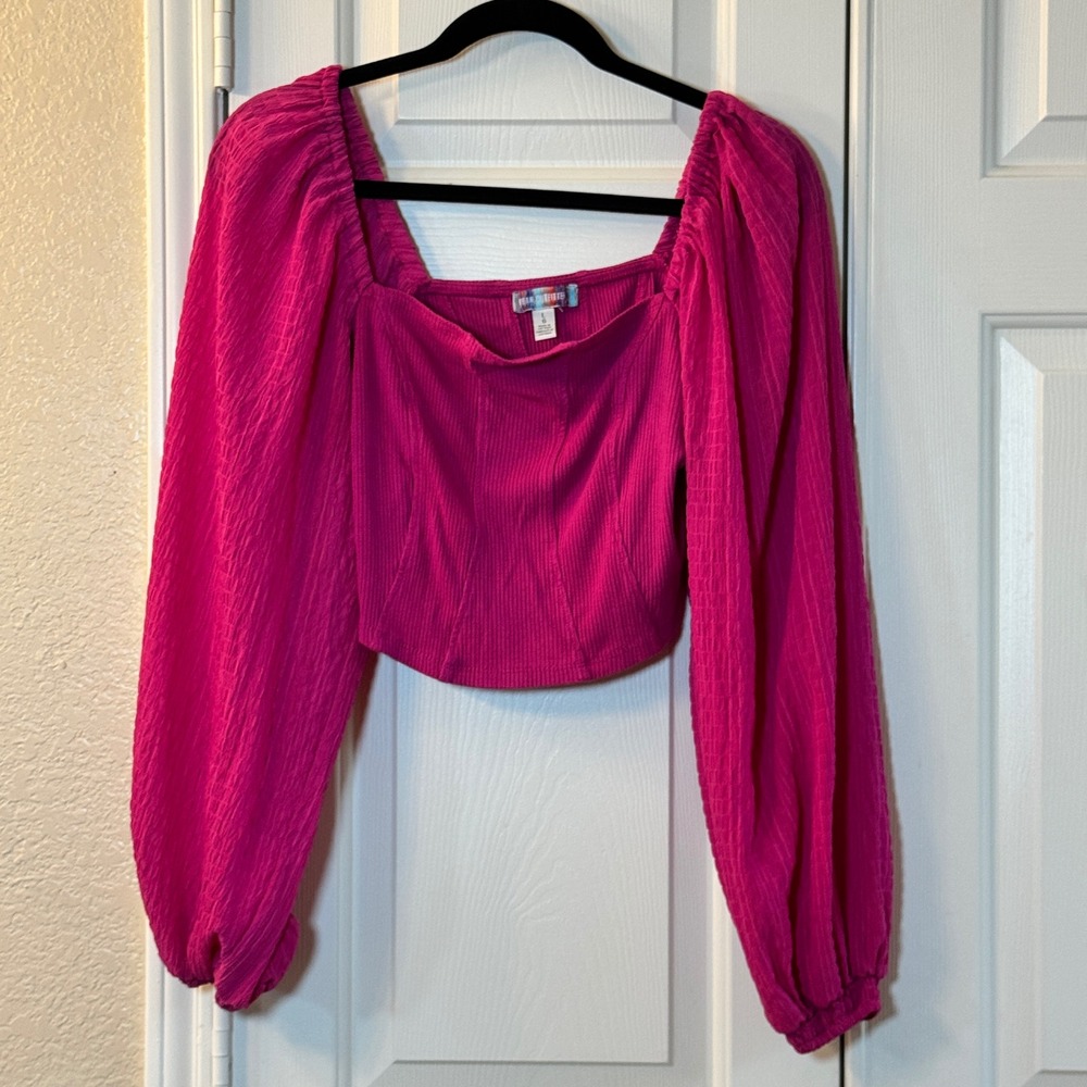 Urban Outfitters Magenta Pink Puff Long Sleeve Ribbed Crop Top Womens Size Large
